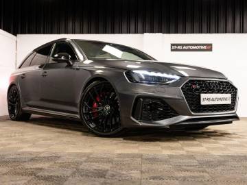 2022 Audi RS4 Avant