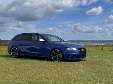 2013 Audi RS4 Avant