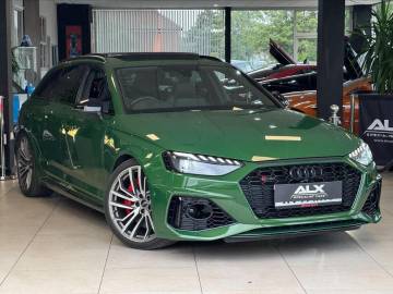 2022 Audi RS4 Avant
