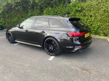 2020 Audi RS4 Avant