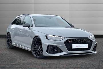 2023 Audi RS4 Avant