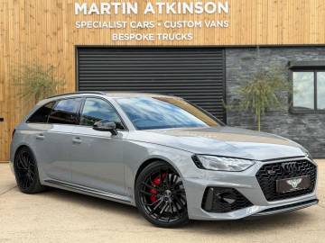 2023 Audi RS4 Avant