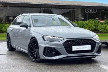 2023 Audi RS4 Avant