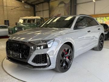 2023 Audi RSQ8