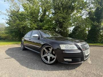 2009 Audi S8