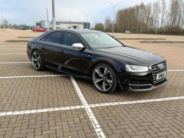 2015 Audi S8
