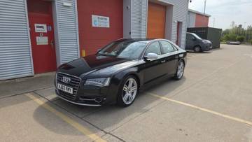2013 Audi S8