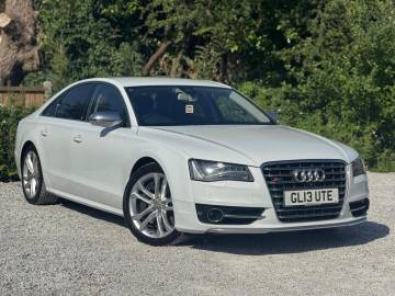 2013 Audi S8