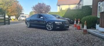 2008 Audi S8