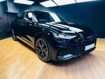 2023 Audi SQ8