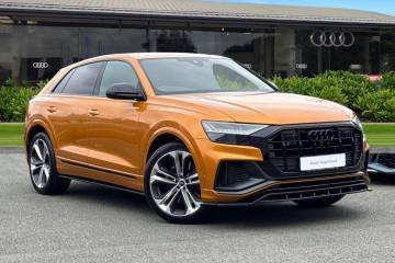 2023 Audi SQ8