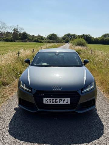 2016 Audi TTS