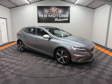 2019 Volvo V40