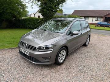 2016 Volkswagen Golf SV