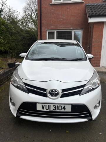 2015 Toyota Verso