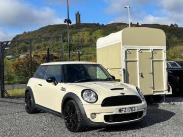 2012 MINI Hatch