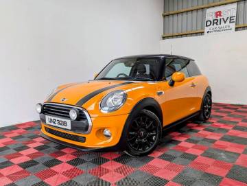 2014 MINI Hatch