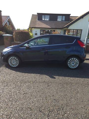 2010 Ford Fiesta
