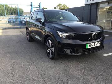 2023 Volvo XC40