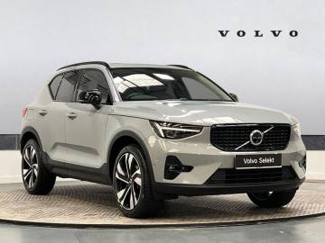2025 Volvo XC40