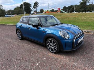 2023 MINI Hatch