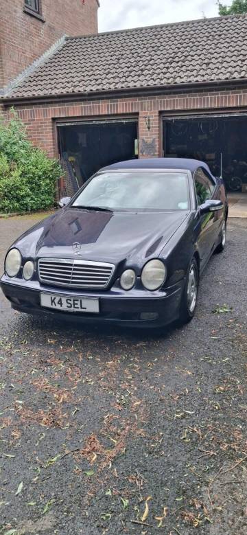 2001 Mercedes-Benz CLK