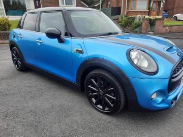 2015 MINI Hatch