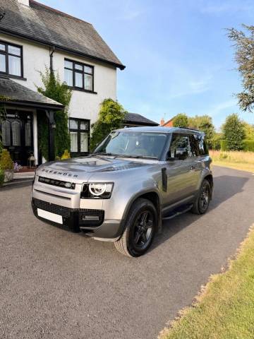 2022 Land Rover Defender 90