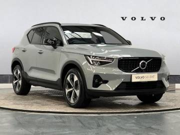 2025 Volvo XC40