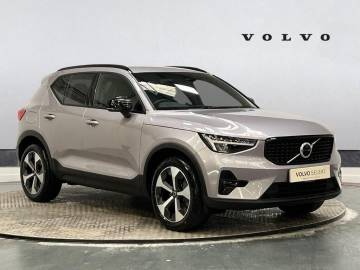 2025 Volvo XC40