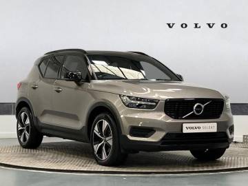 2022 Volvo XC40