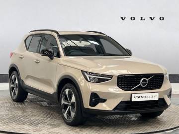 2025 Volvo XC40