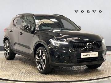 2025 Volvo XC40
