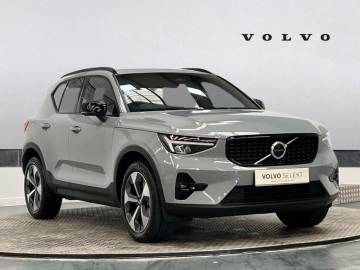 2025 Volvo XC40