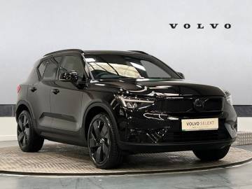 2025 Volvo EX40
