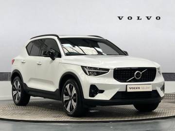 2022 Volvo XC40