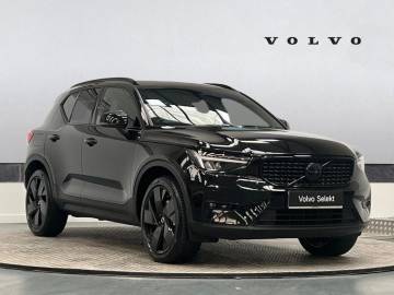 2025 Volvo XC40