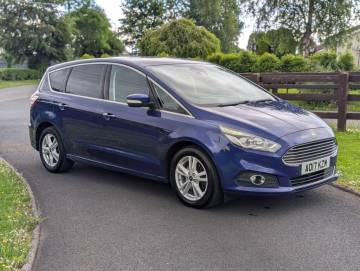 2017 Ford S-Max