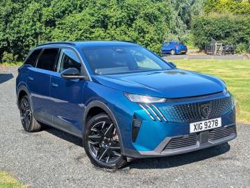 2025 Peugeot 5008