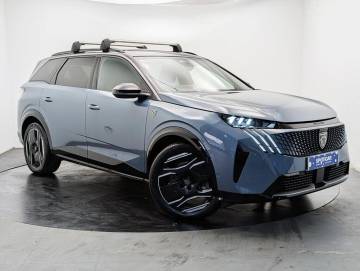 2024 Peugeot E-5008